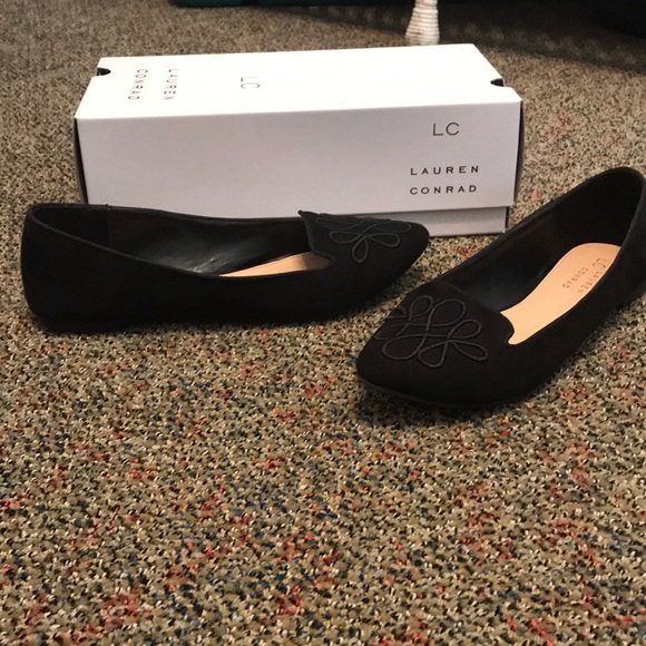 Black Pointed-toe Dress Flats - Picture 3 of 5